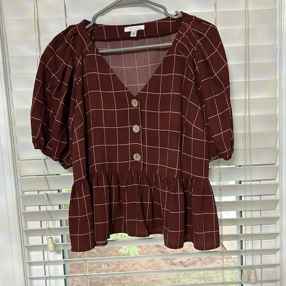 Lauren Conrad medium blouse